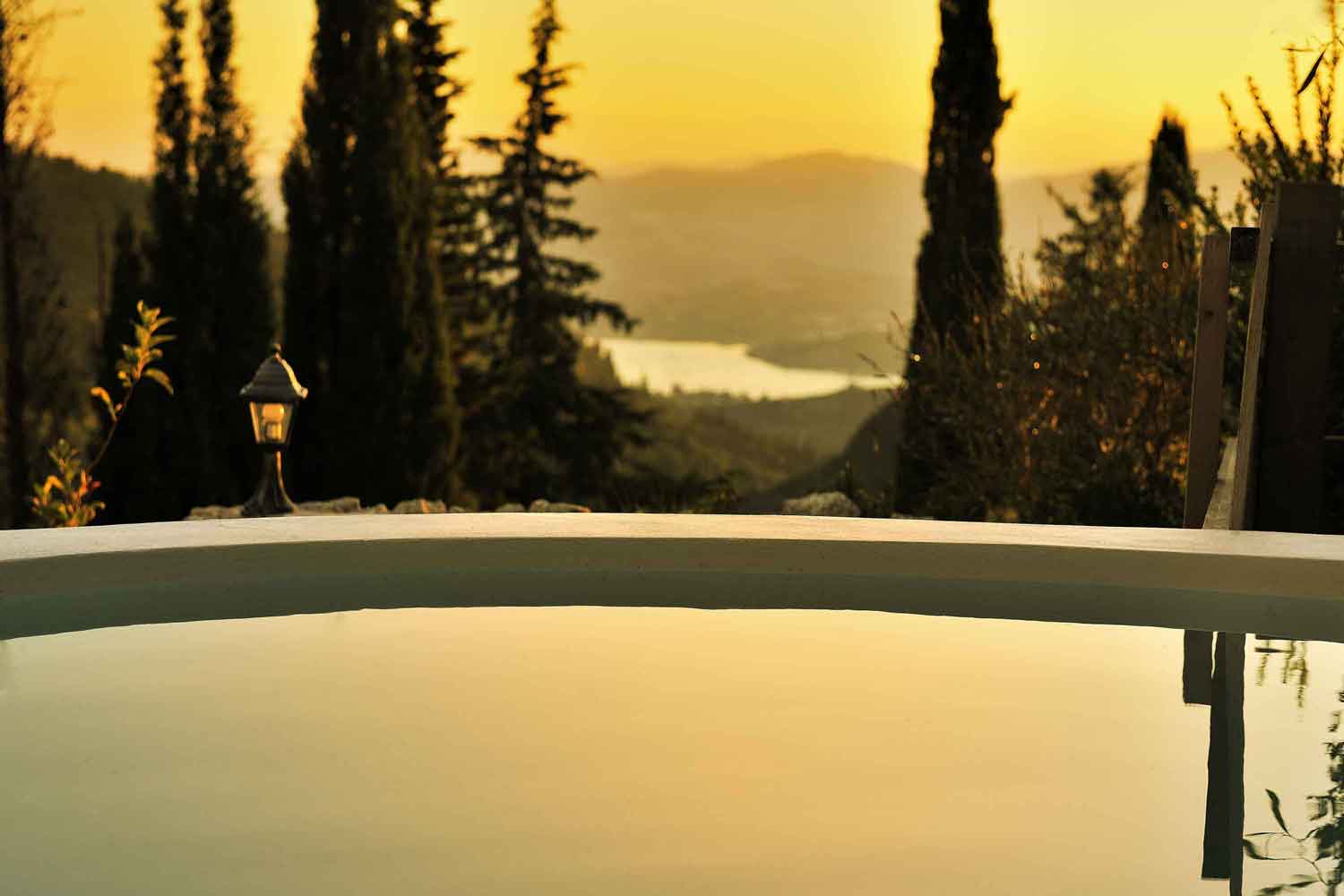 βίλα με ιδιωτική πισίνα στην Ελλάδα,, καταπληκτική θέα στην ανατολή του ηλίου